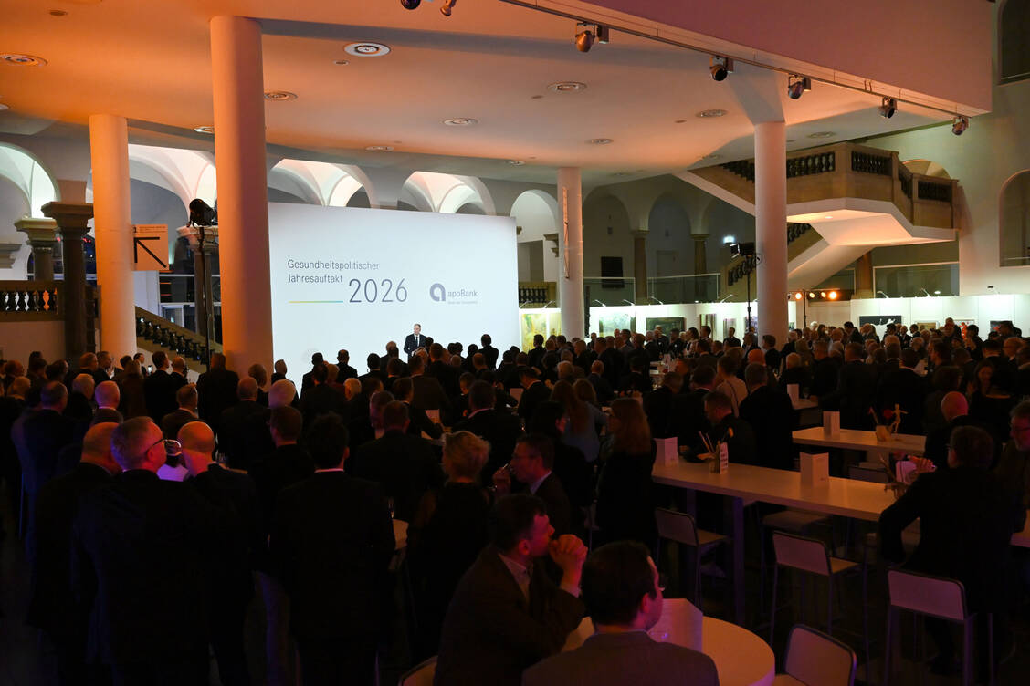Jahresauftakt-Apobank-Preis-Politik-berzeugen-dass-wir-ein-starkes-Gesundheitssystem-sind-
