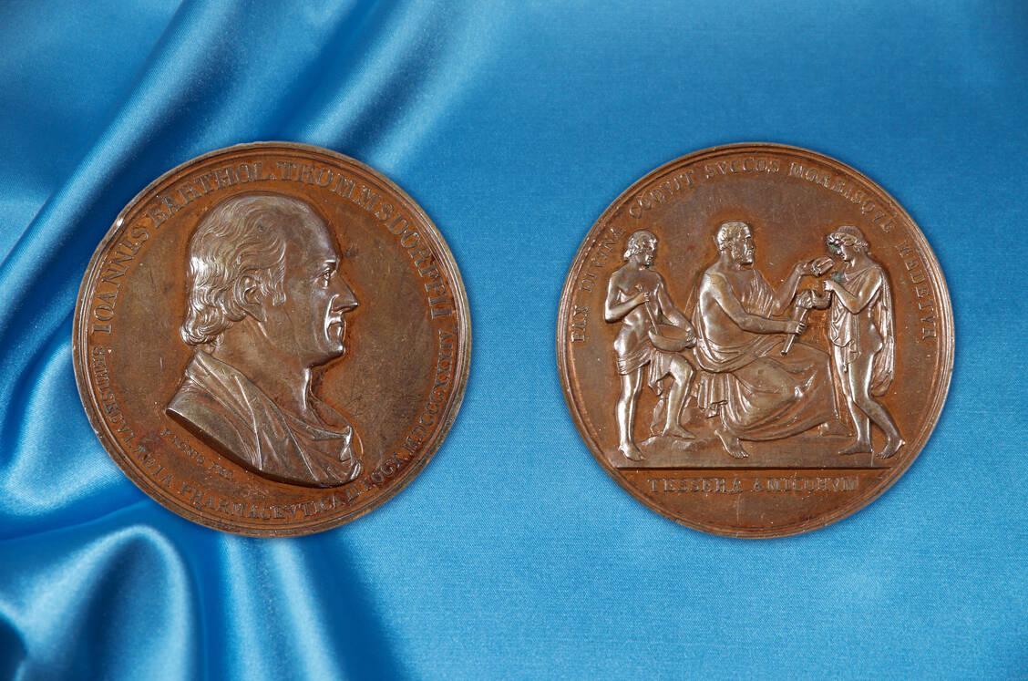 Neue-Medaillen-Gro-e-Forscher-und-Gesellschaften