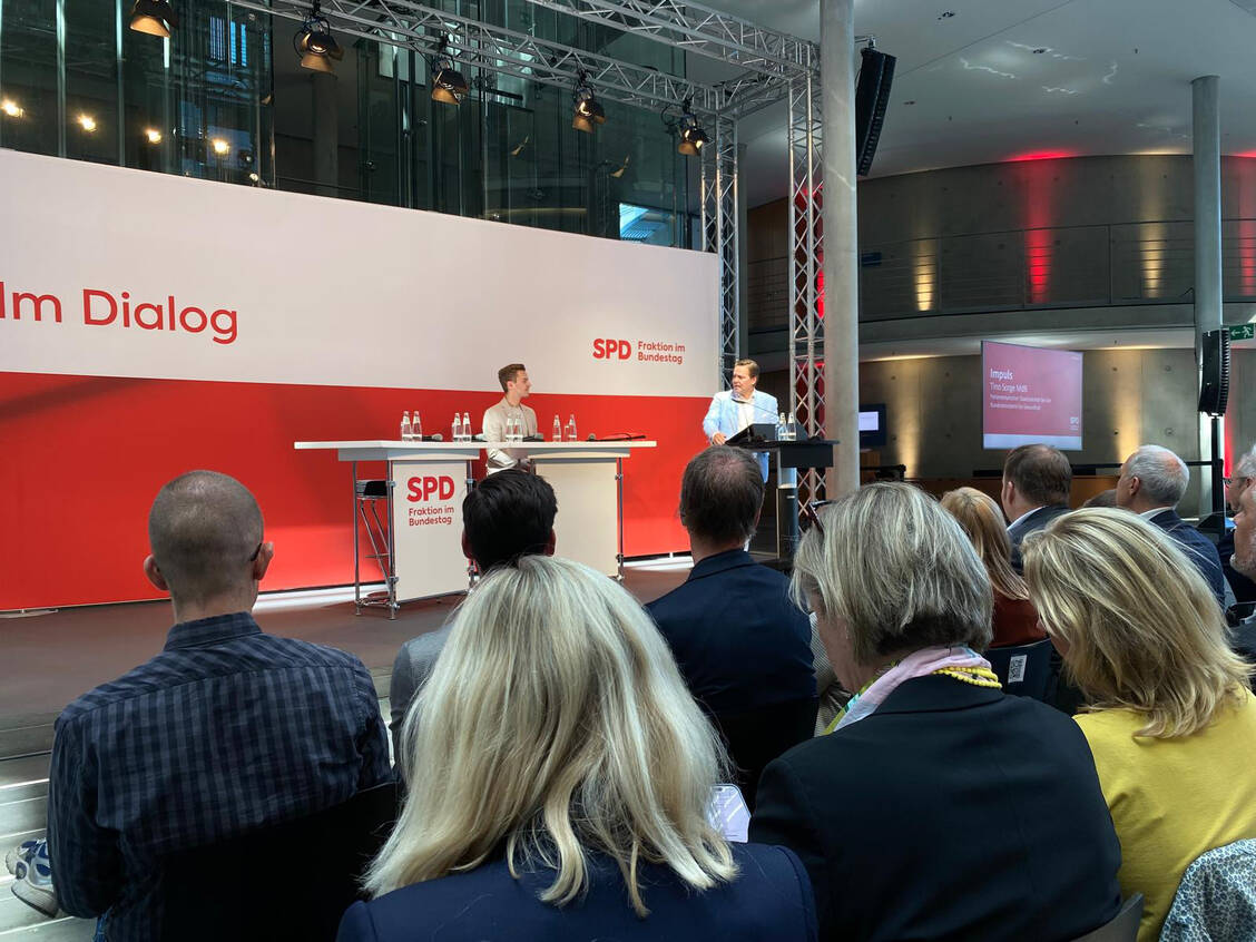 Arzneimittelsicherheit-Resilienz-bei-Gesundheit-und-Regierung