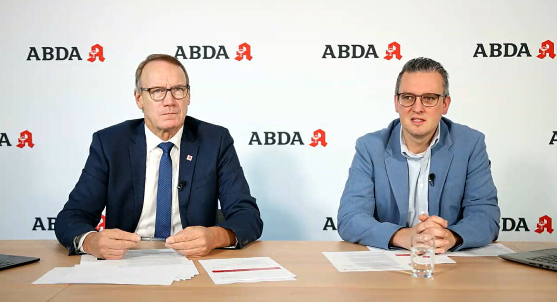 -Blackout-Protestaktion-In-den-Apotheken-geht-das-Licht-aus