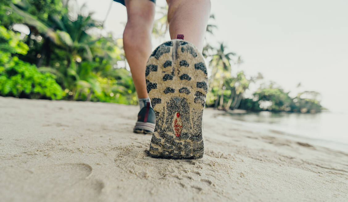 Besonderes-Risiko-Deshalb-sollten-Diabetiker-nicht-barfu-laufen