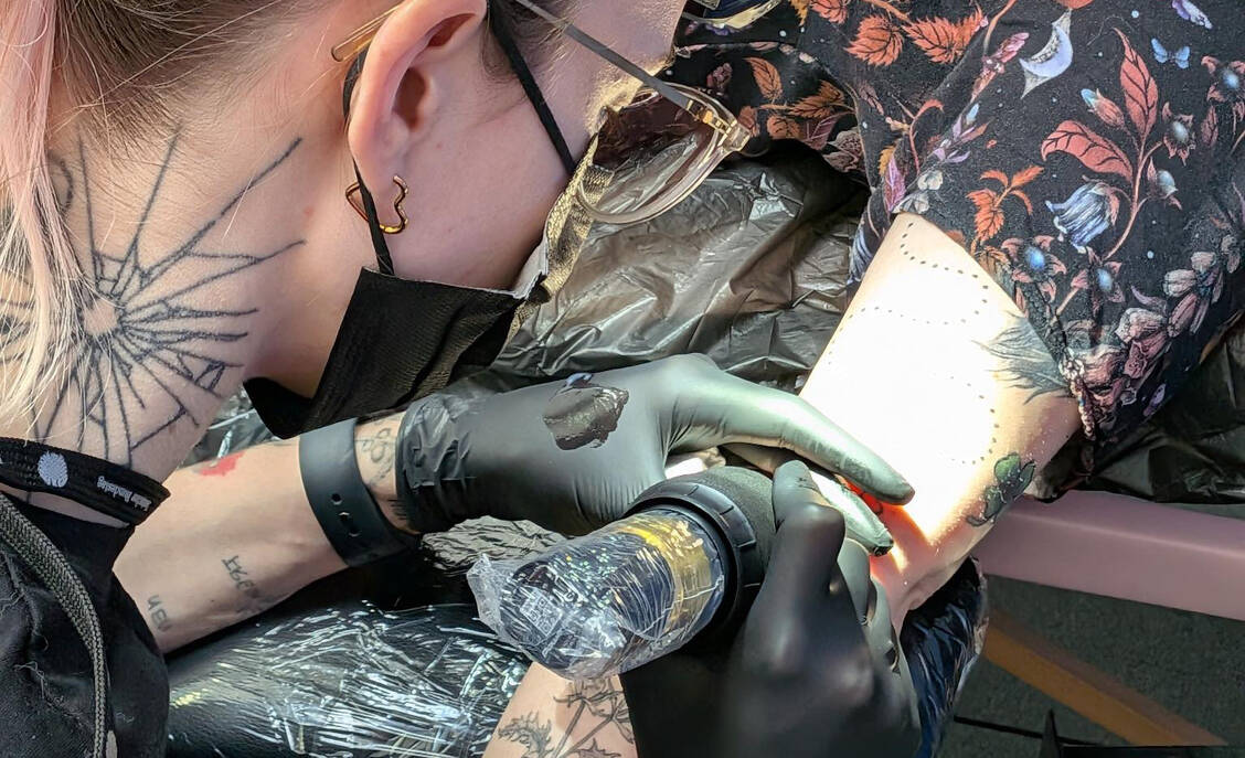 Organspende-Tattoo-Aktion-im-Bundestag