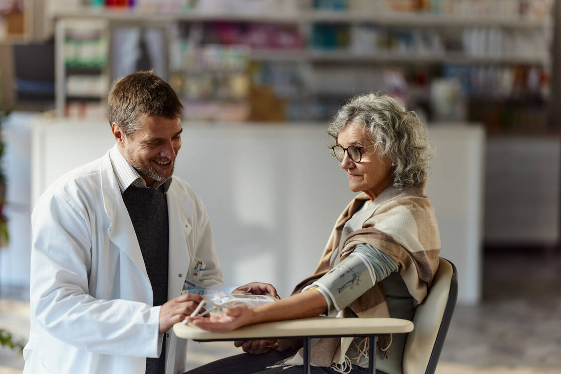 Blutdrucksenkung-Apotheker-wirken-besser-als-Arzneimittel