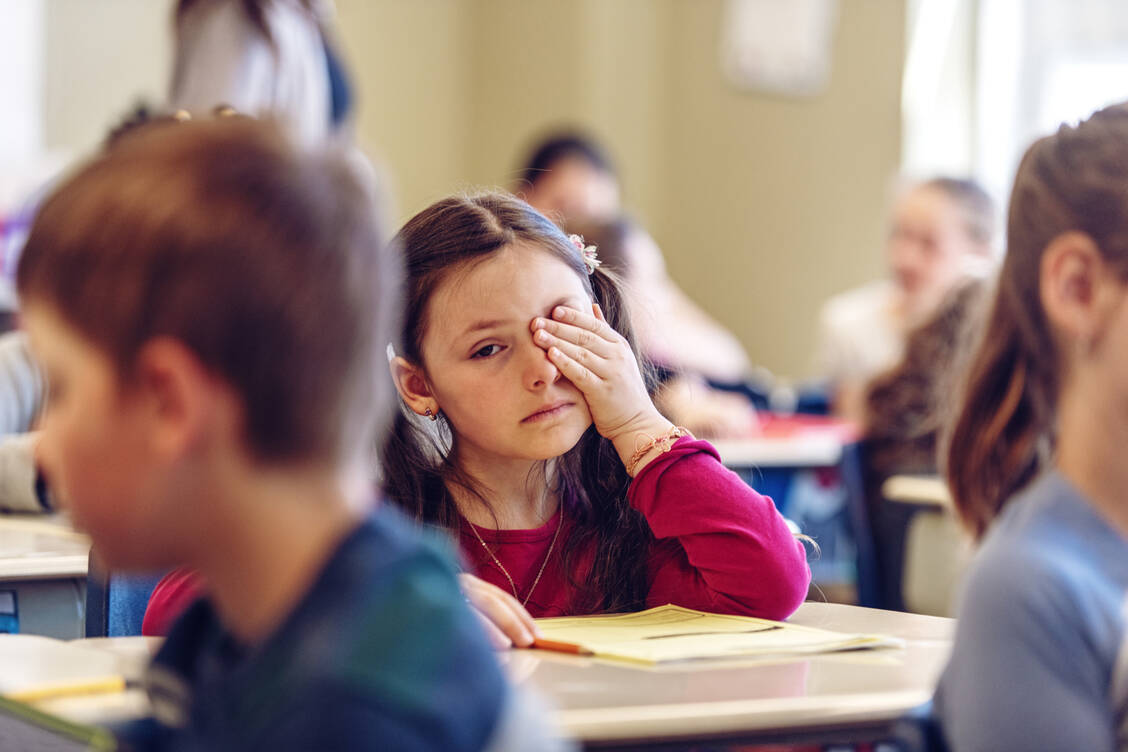 Kranke-Kinder-School-Nurses-tr-sten-und-verarzten