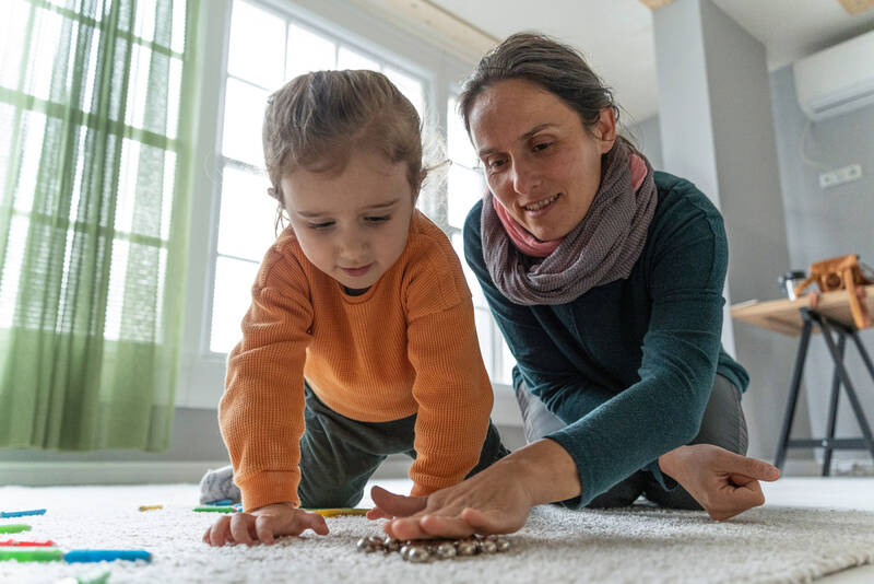 Swallowed or blocked: Small objects in toddlers - | what to do?