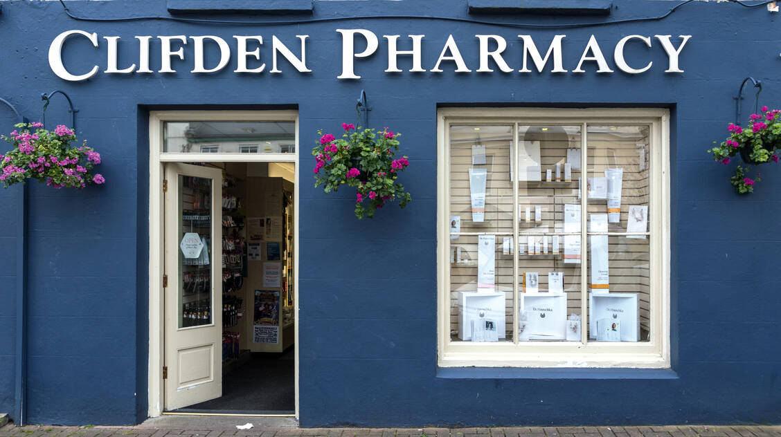 Grundsätzlich gehen die Iren lieber zur Apotheke als zum Arzt. Das hat einst eine Untersuchung der Irish Pharmacy Union (IPU) ergeben. / Foto: Shutterstock/Claudine van Massenhove