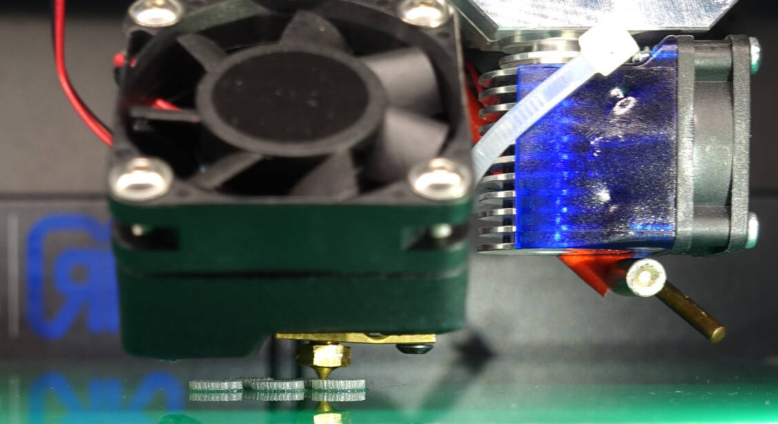 Ein 3-D-Drucker bei der Arbeit / Foto: Uni Tübingen