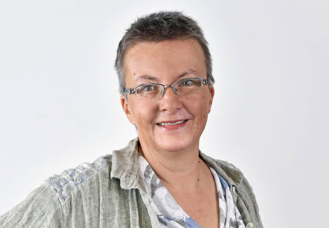 Die Bundestagsabgeordnete Kathrin Vogler von die Linke kritisiert die geplante Apothekenreform von Bundesgesundheitsminister Karl Lauterbach. / Foto: Vogler/Die Linke