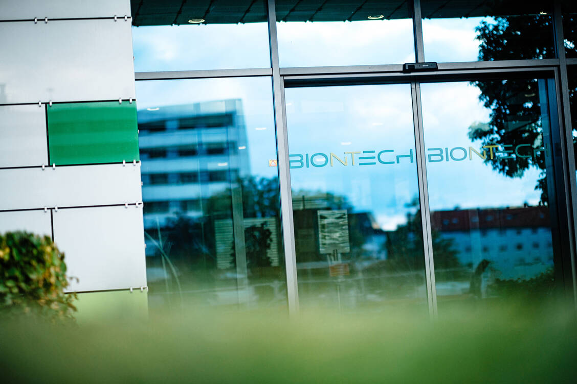 Das Mainzer Biotechnologie-Unternehmen Biontech konnte mit der Entwicklung seines mRNA-Impfstoffs gegen Covid-19 im ersten Quartal 2021 satte Gewinne erzielen. / Foto: Biontech