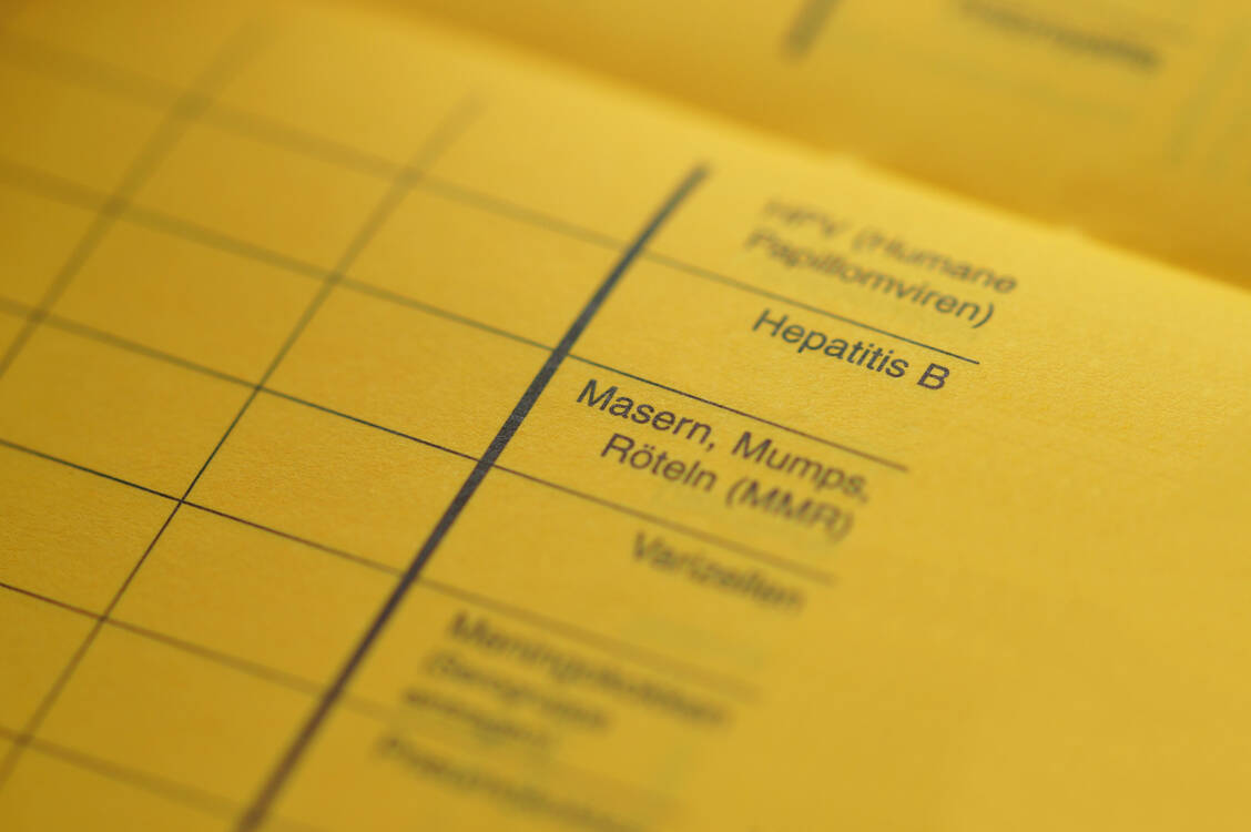 Ursache für den weltweiten Anstieg von Masern-Fällen ist laut WHO, dass zu viele Kinder nicht geimpft werden. / Foto: Getty Images/Imagesines
