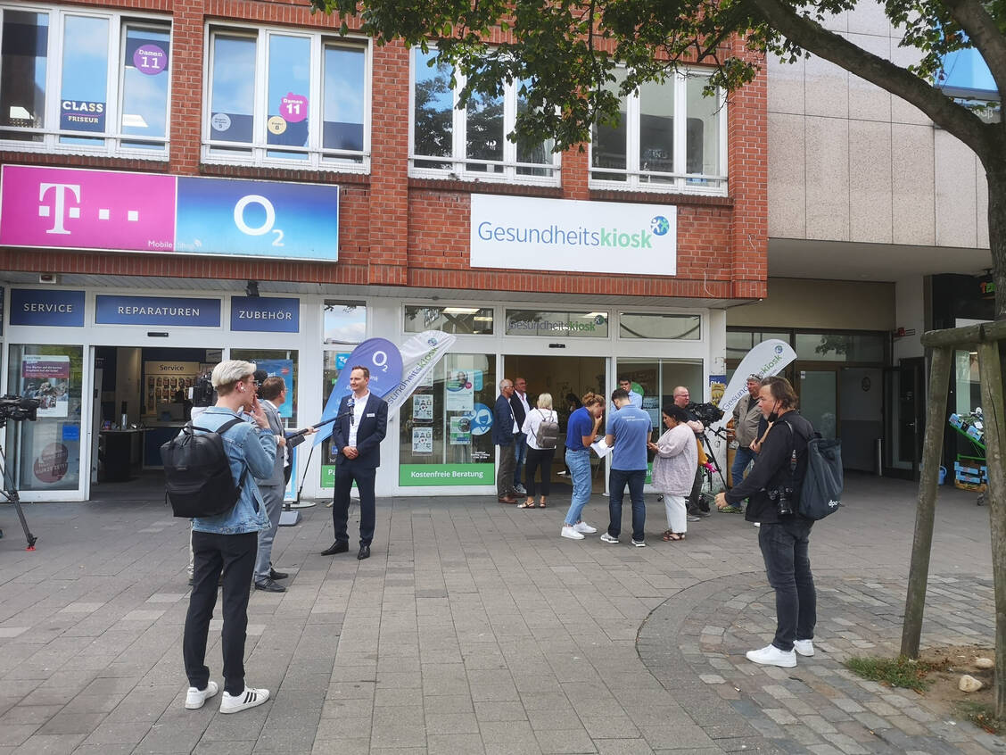 Gesundheitskioske (hier im Hamburger Stadtteil Billstedt) sollen die Versorgung verbessern, stoßen aber auf Kritik. / Foto: PZ/Daniela Hüttemann