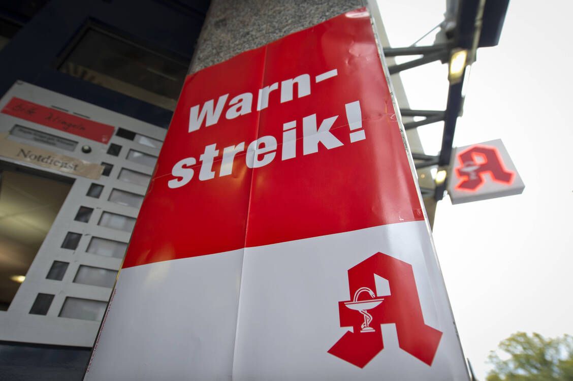 Der Landesapothekerverband Schleswig-Holstein hat nun auch offiziell den Streik für den 19. Oktober ab 12 Uhr ausgerufen. / Foto: imago stock&people