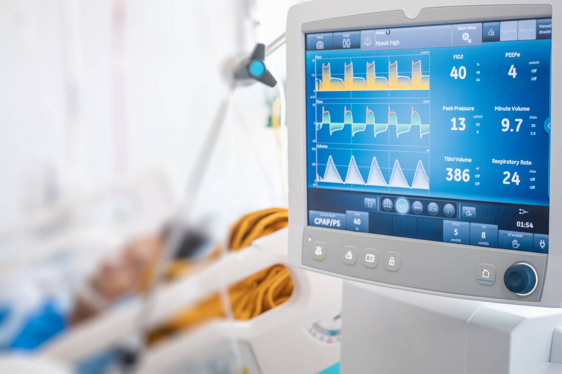 Schwer kranke Covid-19-Patienten müssen oft mit Sauerstoff versorgt werden. / Foto: Getty Images/Taechit Taechamanodom