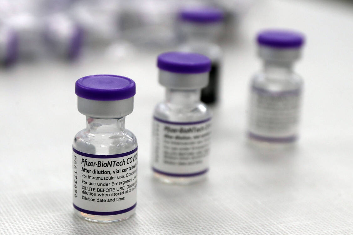 Unter anderem bei der Abrechnung der Impfstofflogistik gibt es derzeit Probleme für die Apotheken. Laut Bundesamt für Soziale Sicherung sollen diese aber bis zum 15. März gelöst sein. / Foto: IMAGO/ZUMA Wire