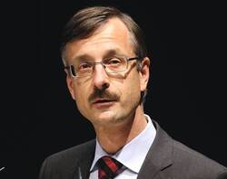 ABDA-Geschäftsführer Dr. Sebastian Schmitz