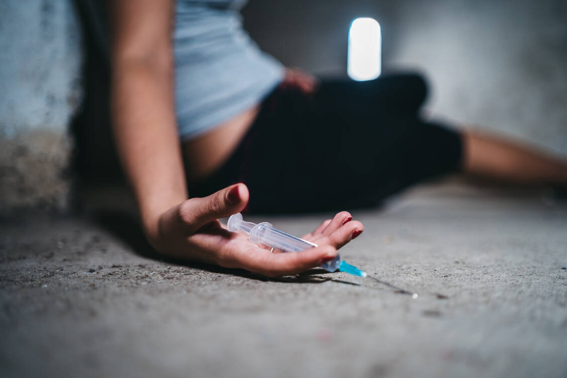 Die Zahl der Drogentoten in Deutschland hat sich in zehn Jahren verdoppelt.   / Foto: Getty Images/urbazon