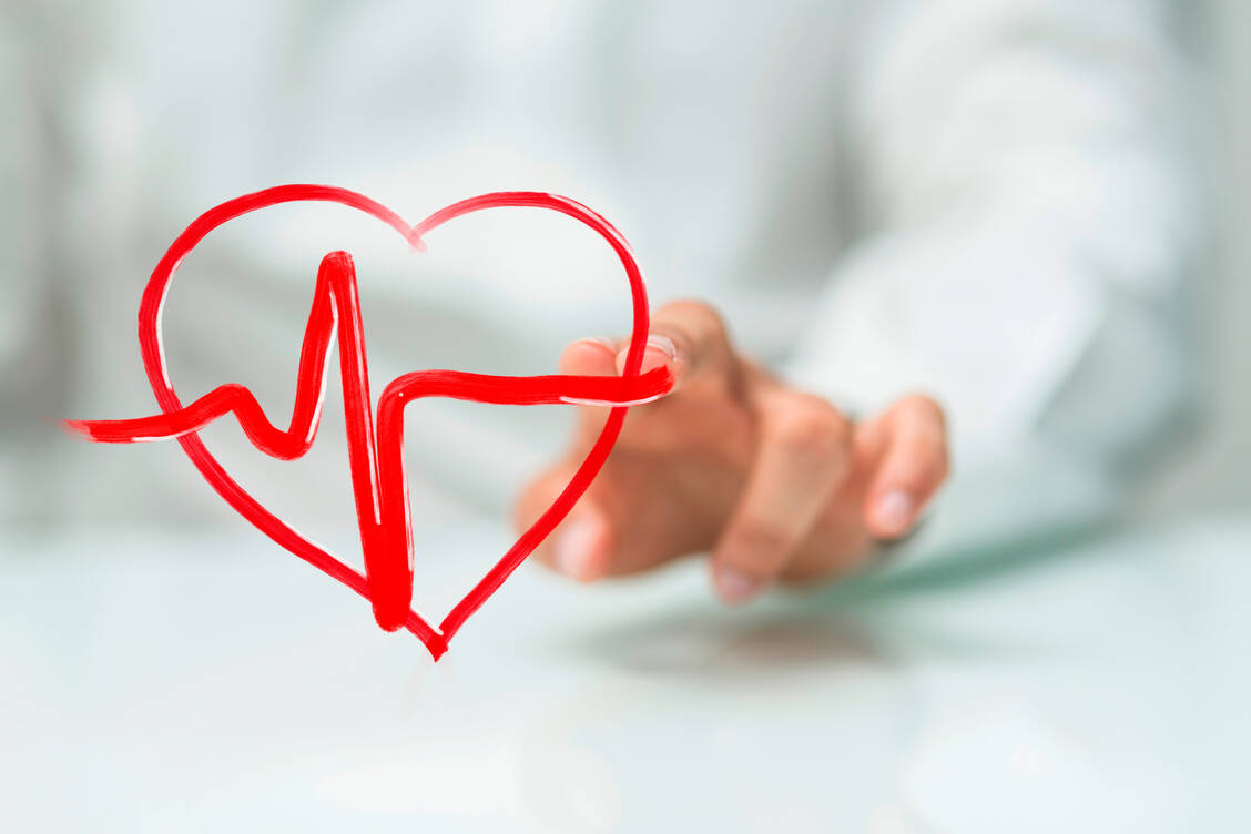 Laut dem Deutschen Herzbericht 2020 birgt die Covid-19-Pandemie spezielle Risiken für Patienten mit Herz-Kreislauf-Erkrankungen. / Foto: Adobe Stock/vegefox.com
