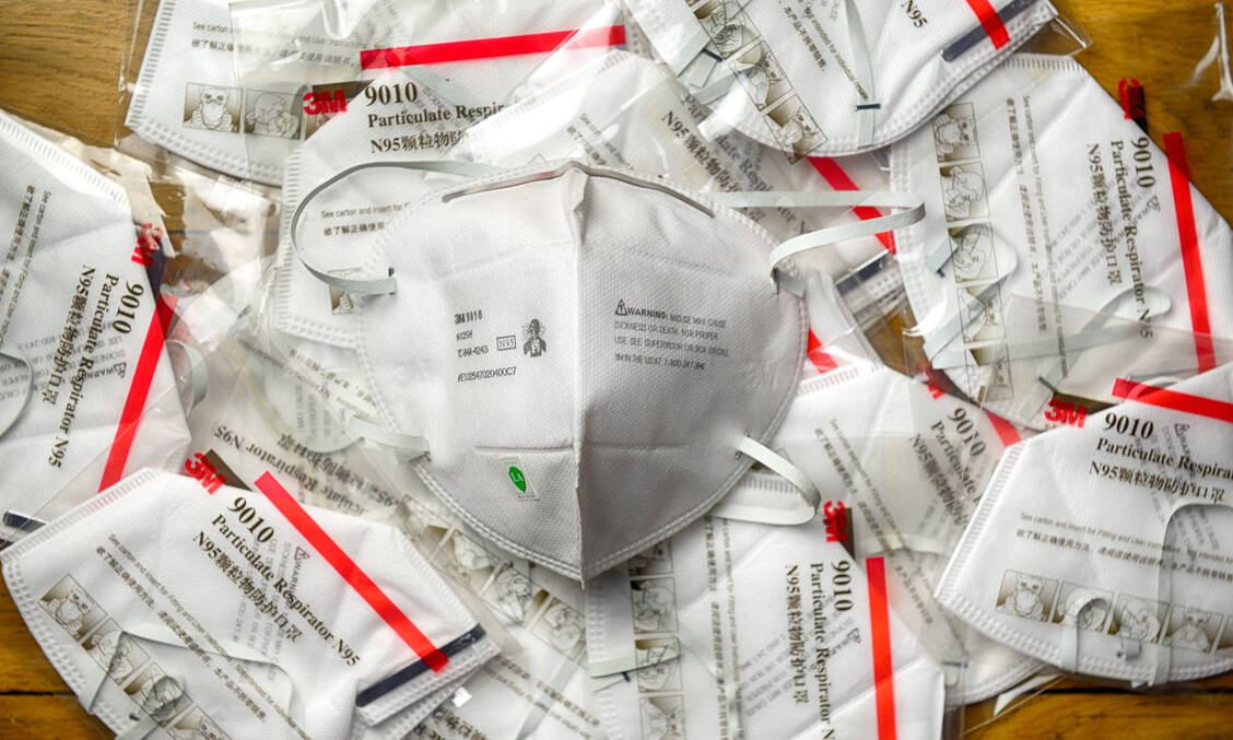 Wegen Steuerhinterziehung bei Geschäften mit Corona-Masken müssen die Politikertochter Andrea Tandler und ihr Geschäftspartner in Haft. / Foto: trialartinf - stock.adobe.com