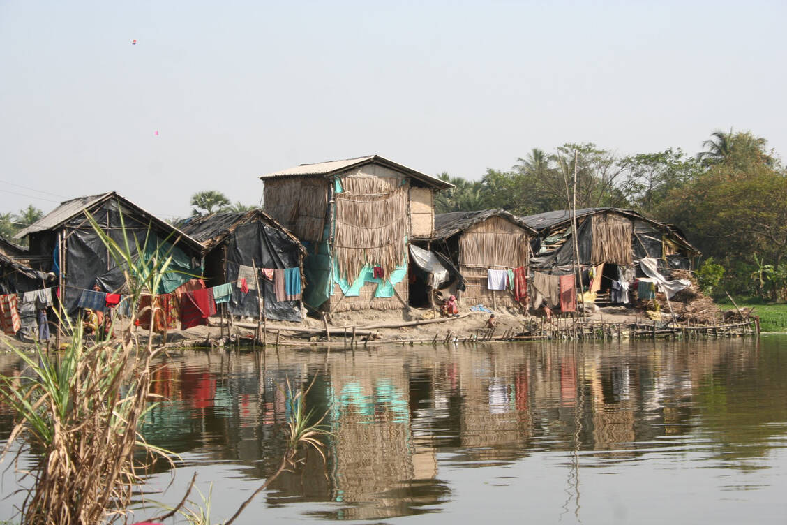 In Schwellenländern wie Indien gelangt immer noch ein Großteil des Abwassers ungeklärt in die Gewässer. Gepaart mit einem unkritischen Antibiotika-Einsatz erhöht dies die Gefahr von Resistenzbildungen. / Foto: PZ/Daniela Hüttemann