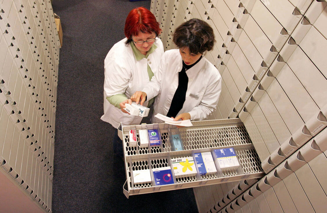 Lieferengpässe gefährden die Versorgung der Patienten und bedeuten Umsatzverluste für die Hersteller. Der BPI macht Vorschläge, um die Ursachen zu bekämpfen.  / Foto: imago/Robert Michael