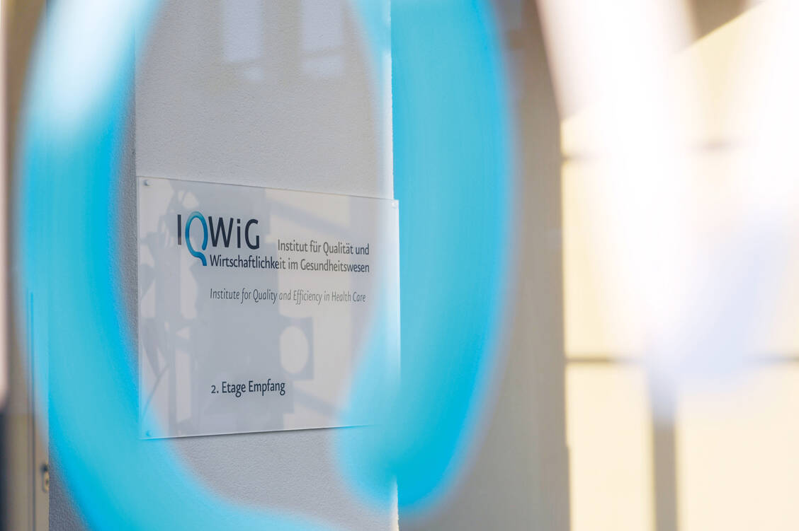 Bei fehlender Evidenz kennt das IQWiG keine Gnade. Jetzt fordert das Institut auch die Politik auf, eine proaktive Rolle in der Arzneimittelforschung einzunehmen. / Foto: federmannfkk-design.de