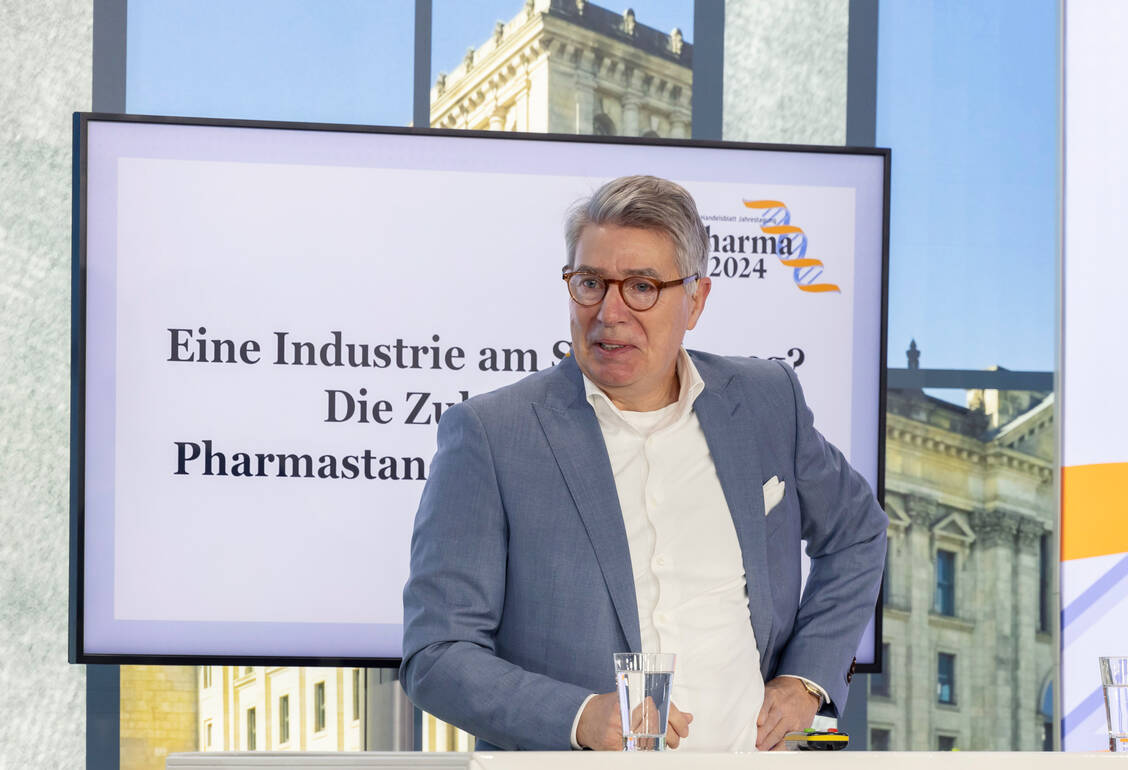Vfa-Präsident Han Steutel sieht viel Positives in der Pharmastrategie der Bundesregierung. Doch das Vertrauen ist noch angeschlagen.  / Foto: HB-Pharma-2024/Gust
