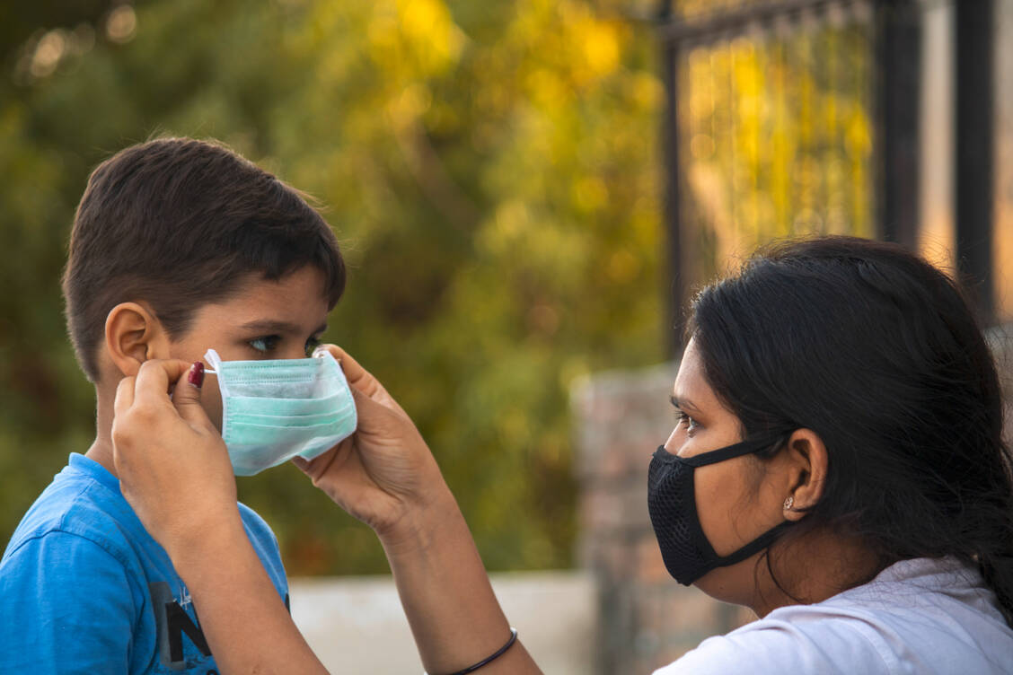 Indien erlebt gerade eine schwere Pandemiewelle, dabei kursieren mehrere Varianten des Coronavirus parallel. / Foto: Adobe Stock/Zenith