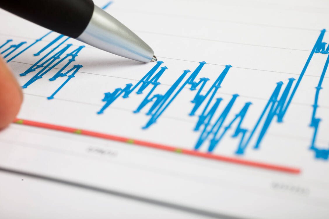 Der Stada Health Report präsentiert die Ergebnisse von Umfragen zu Gesundheitsthemen. Insbesondere die Themen Impfung, Digitalisierung, aber auch Fragen zur Coronavirus-Krise sind Teil des Reports. / Foto: Fotolia/Minerva Studio