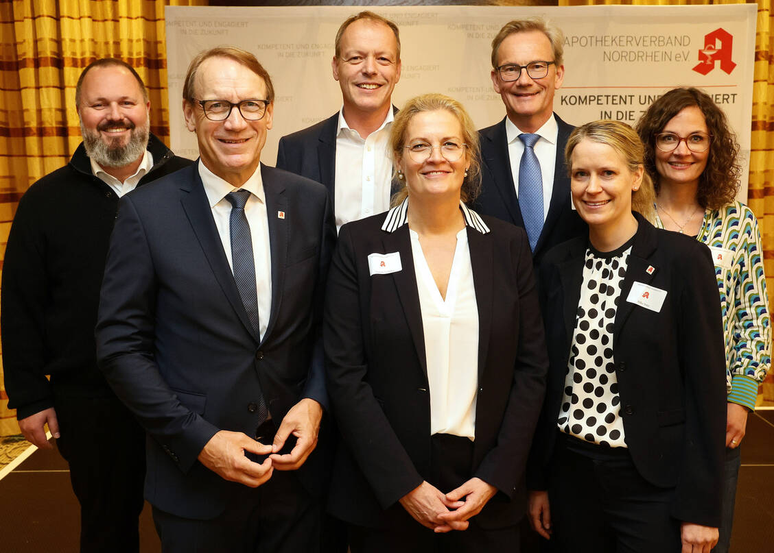 Der neue Vorstand des AVNR (von links): Carsten Moser (Beisitzer), Thomas Preis (Vorsitzender), Peter Vogt (Schriftführer), Mareile Schlebes (Beisitzerin), Sebastian Berges (stv. Vorsitzender), Silke Stütz (Schatzmeisterin) und Katharina Freischlad (Beisitzerin).   / Foto: AVNR/Alois Müller