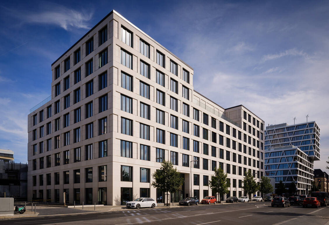 Im Apothekerhaus stehen am 9. April Wahlen für den BAK- und DAV-Vorstand an. / © ABDA/André Wagenzik