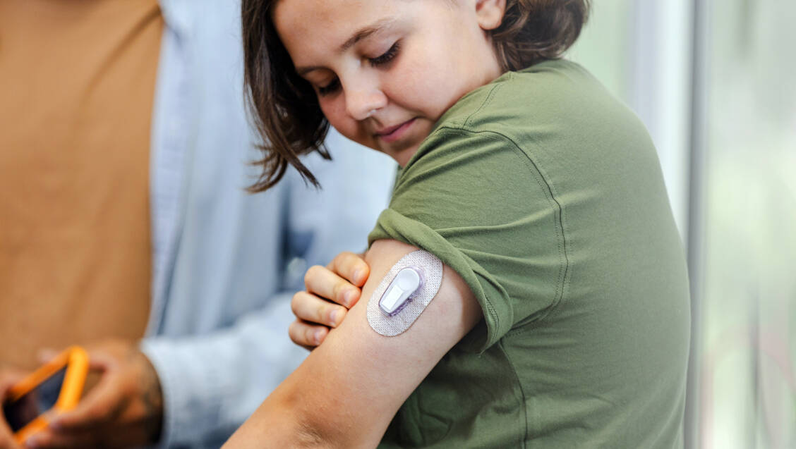 Der Antikörper Teplizumab soll den diabetogenen Autoimmunprozess im Pankreas bremsen und damit die Manifestation eines Typ-1-Diabetes hinauszögern. / © Getty Images/SDI Productions