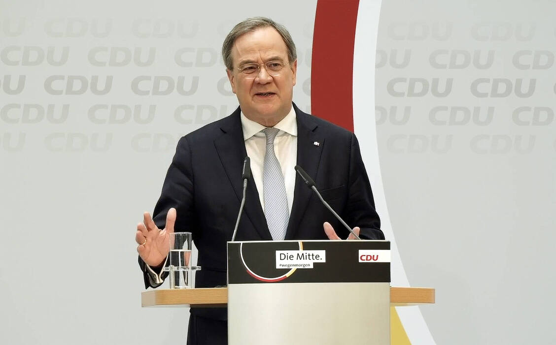 Welche Berühungspunkte hatte Armin Laschet bislang mit der Apothekerschaft? / Foto: imago images/sepp spiegl