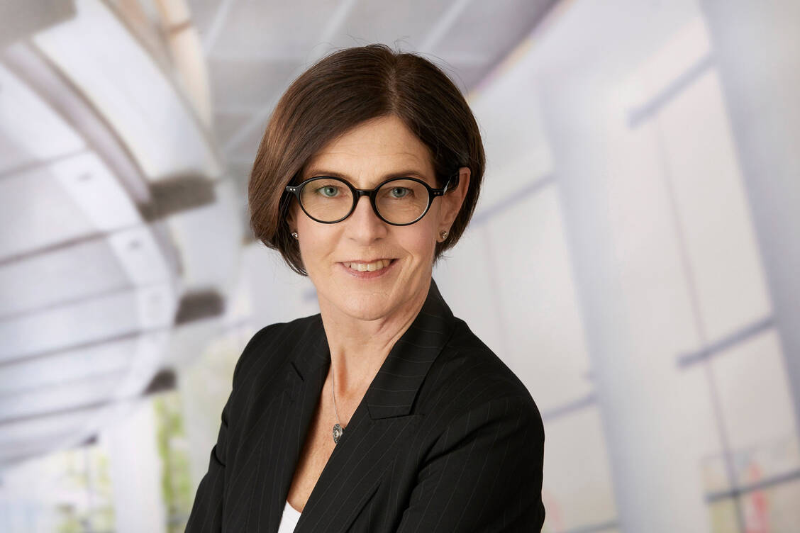  AEP-Geschäftsführerin Heike Brockmann zufolge ist der Cyber-Angriff überstanden, der Großhändler kann wieder liefern. / © Christoph Bünten/AEP