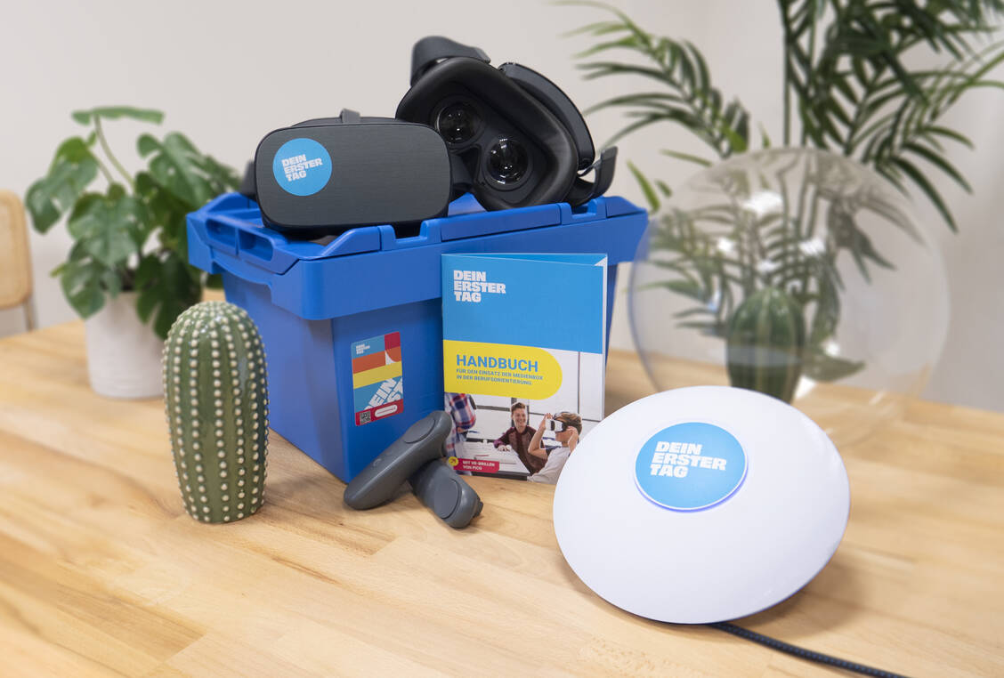 Eine »Dein erster Tag« Medienbox.  / © Dein erster Tag