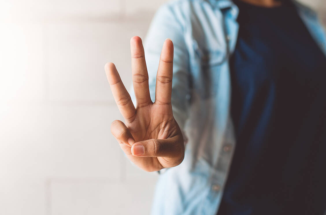 Nach zwei Indikationserweiterungen kann die Krebsimmuntherapie mit Cemiplimab nun bei drei verschiedenen Krebsarten zum Einsatz kommen. / Foto: Adobe Stock/areebarbar