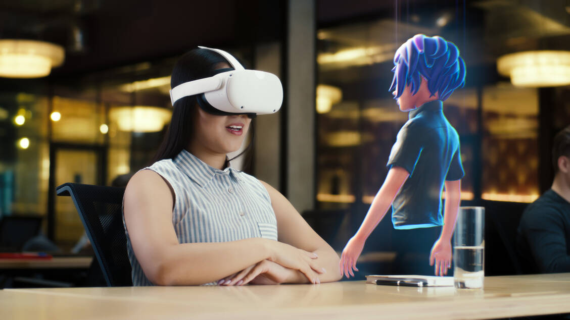 Schon wenn das Gehirn virtuelle Viren jagt, fängt das Immunsystem an zu toben. / © Adobe Stock/Framestock