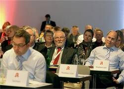Die große Mehrheit  der Delegierten sprach  sich für das Perspektivpapier  aus – es gab nur fünf  Gegenstimmen. <p class="fotonachweis">Foto: PZ/Müller</p>