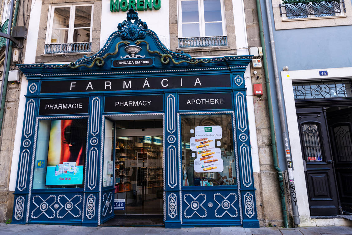 Apotheken helfen sparen: Der portugiesische Apothekerverband hat festgestellt: Das Gesundheitssystem profitiert von Impfungen in Offizinen. / Foto: Adobe Stock/jordi2r