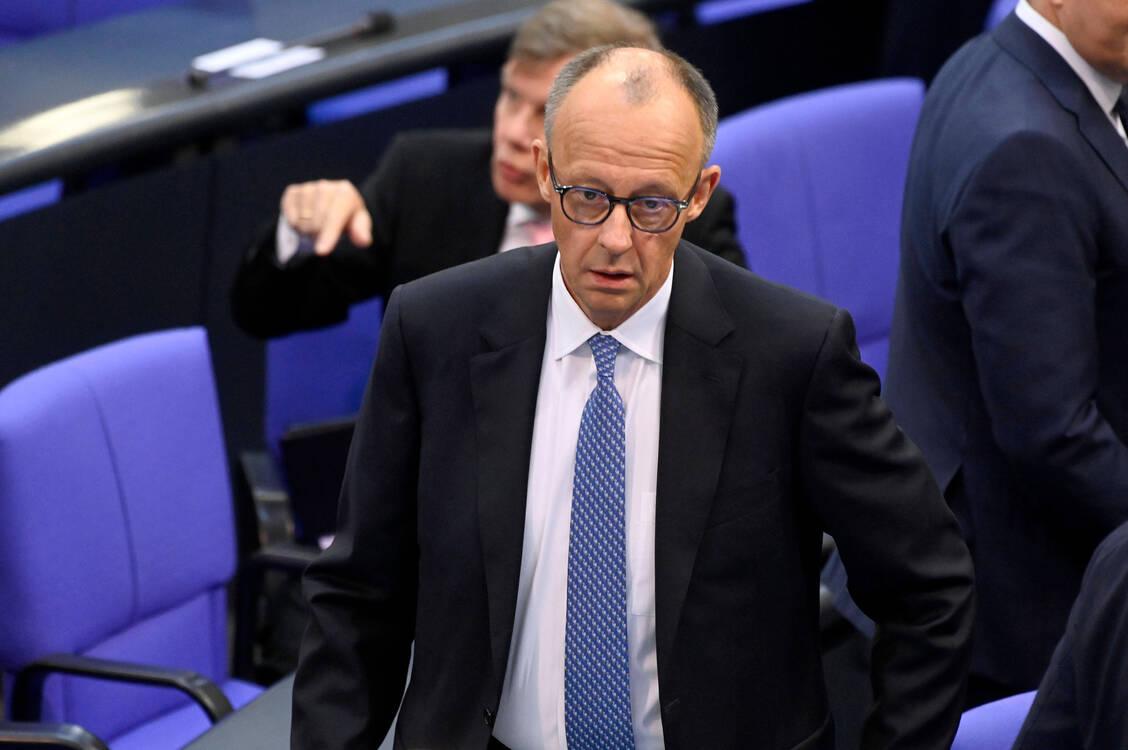 Friedrich Merz hat es im zweiten Wahlgang geschafft. / © IMAGO/Future Image