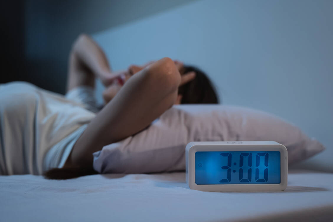 In der Nacht von Samstag auf Sonntag den 30. Oktober werden die Uhren um 3 Uhr nachts auf 2 Uhr zurückgestellt. / Foto: Adobe Stock/Pormezz