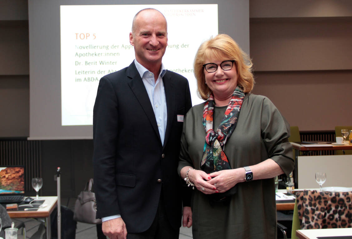 Niedersachsens Kammerpräsidentin Cathrin Burs hat sich darüber beschwert, dass Bundesgesundheitsminister Karl Lauterbach die Apotheker nicht ausreichend angehört habe. / Foto: AK Niedersachsen