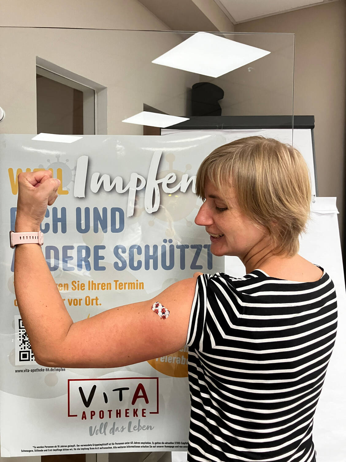 Reporterin Daniela Hüttemann ließ sich selbst auch gleich mitimpfen. / © PZ/Daniela Hüttemann