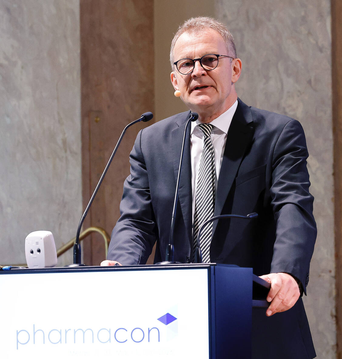 Professor Dr. Manfred Schubert-Zsilavecz / © PZ/Alois Müller