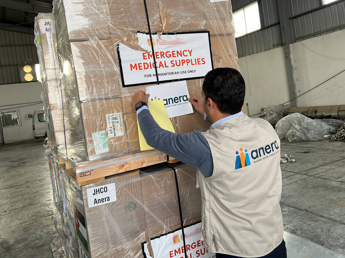 Die erste Hilfslieferung von AoG für den Gaza-Streifen erreichte die Menschen dort vergangenen März. Ein zweites Interagency Emergency Health Kit ist aktuell unterwegs. / © Apotheker ohne Grenzen