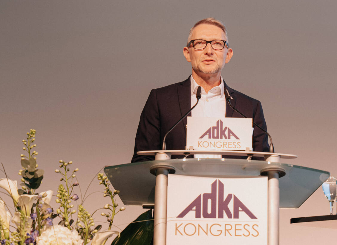 Dr. Thomas Vorwerk eröffnete heute in Nürnberg den 48. wissenschaftlichen Kongress der ADKA. / Foto: Avoxa/Bader