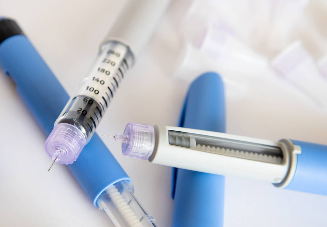 Zu biotechnologischen Arzneimitteln gehören Insulinpens, aber auch Antikörper, Impfstoffe und Gentherapeutika. Ihr Umsatzanteil hat in den letzten Jahren stark zugelegt.  / Foto: Adobe Stock/Natalia