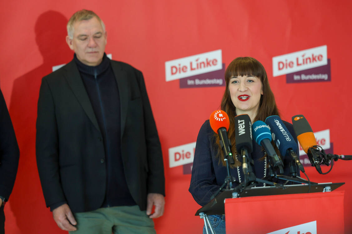 »Die Menschen haben sich so sehr daran gewöhnt, dass alles immer schlechter wird, und wir wollen zeigen, dass es auch besser werden kann, und zwar für alle«, sagte Fraktionschefin der Linke Heidi Reichinnek nach dem Jahresauftakt. / © IMAGO/Mauersberger