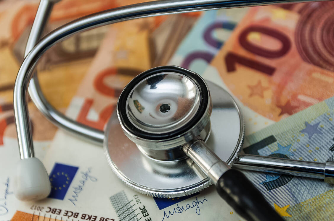 Abrechnungsbetrug sorgt im Gesundheitswesen für Schäden in Millionenhöhe.  / © Imago/Zoonar