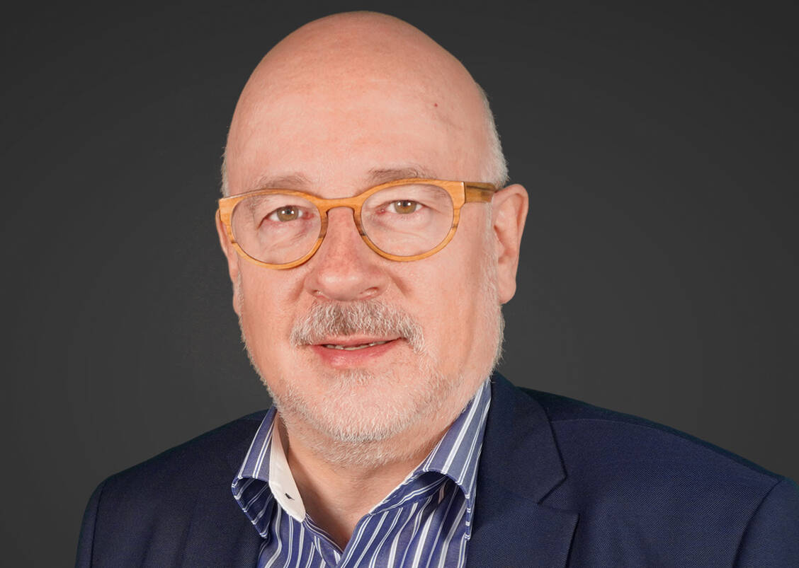 SpiFa-Chef Dirk Heinrich warnt vor den Folgen des GKV-Spargesetzes. / © SpiFa