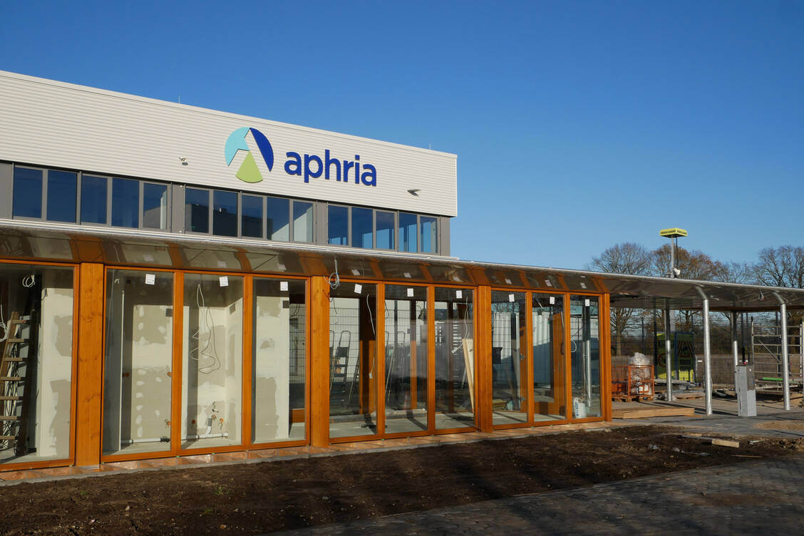 Der Eingang zur Indoor-Anbaustätte für Cannabis in Neumünster. Die Sicherheitsschleuse ist noch im Aufbau. / Foto: PZ/Kurz